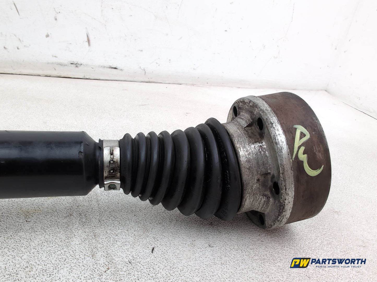 Driveshaft Front RH 5