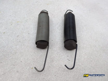 Mercedes-Benz E220 E-Classw212 Rear Boot Lid Tension Spring 2009-2016 - photo 5