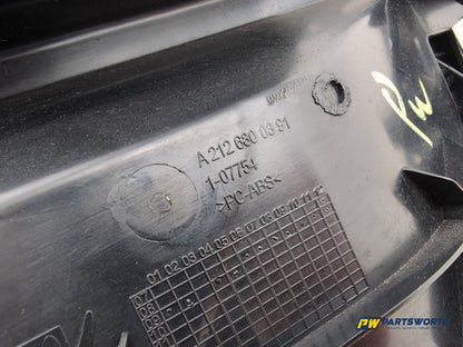 Mercedes-Benz E220 E-Class W212 Saloon Glove Compartment Assembly A2126800391 - photo 5