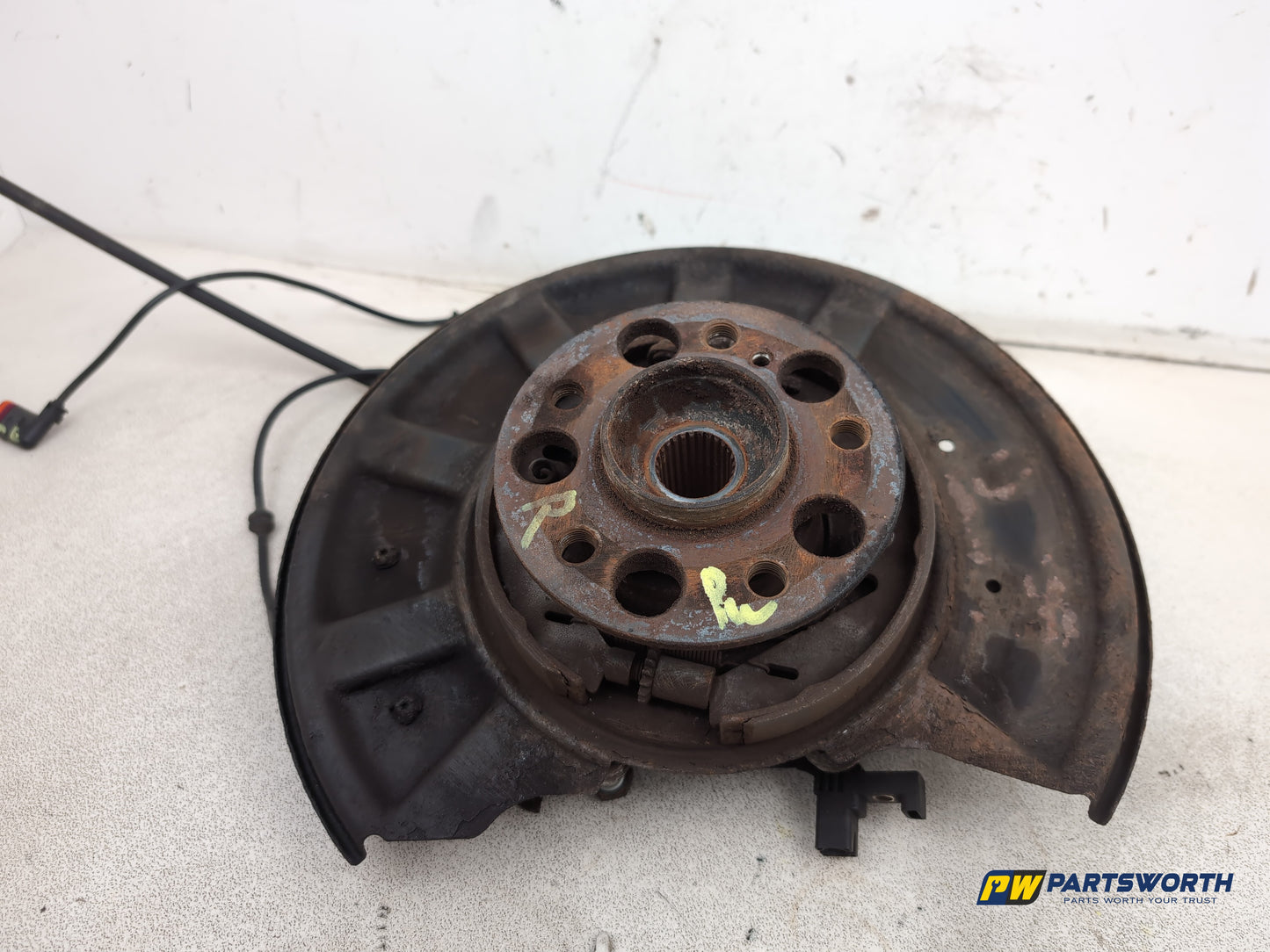 Wheel Hub Rear RH 5