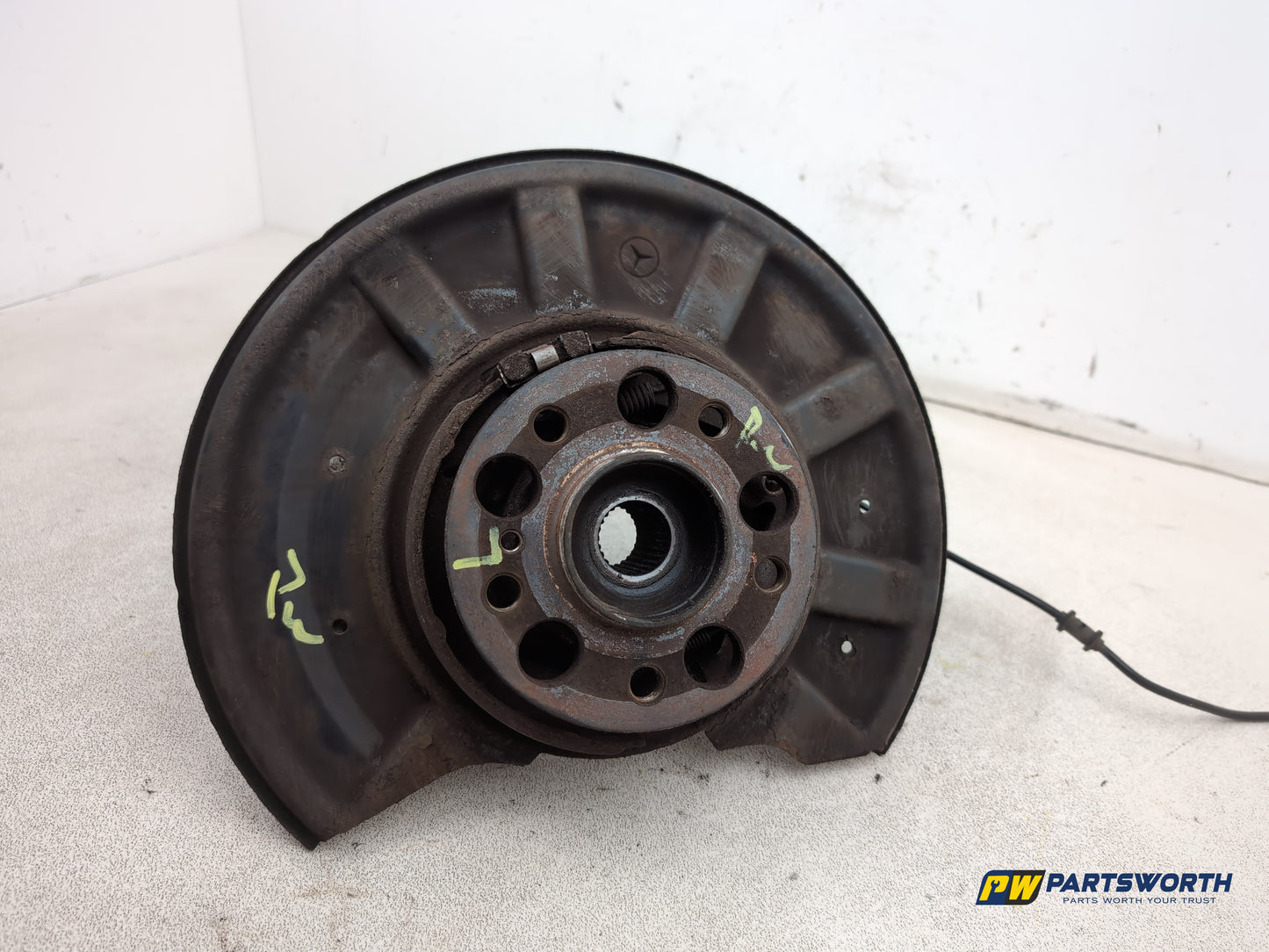 Mercedes-Benz E220 E-Class W212 Wheel Hub Rear Lh Passenger Side 2009-2016 - photo 5