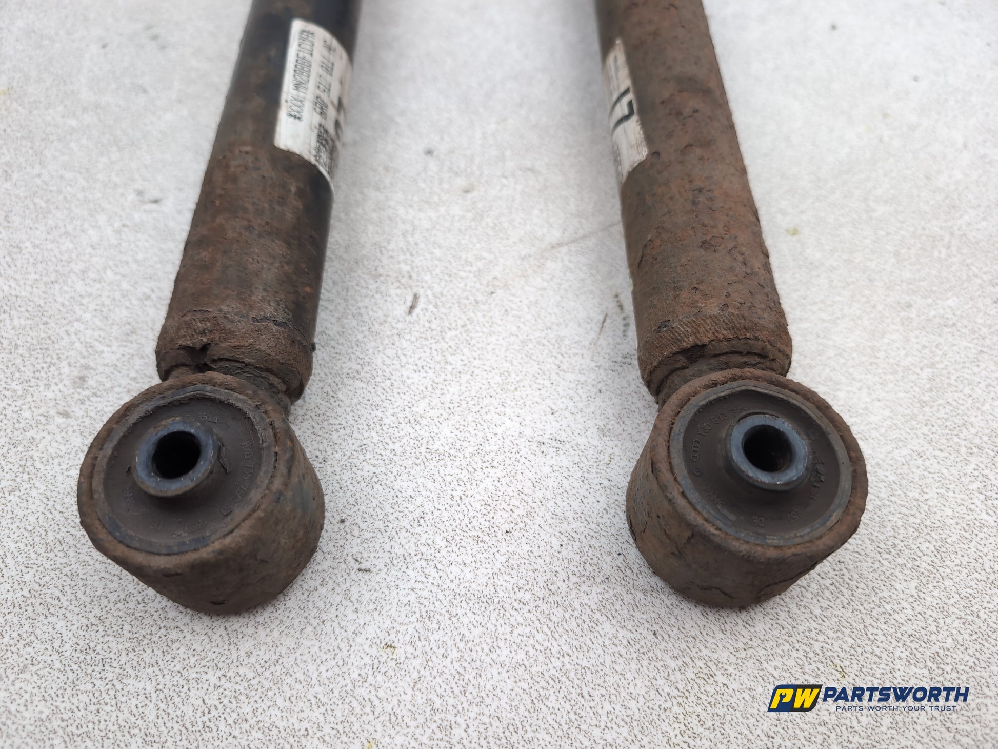 Audi A1 Contrast Edition Tdi Rear Shock Absorber Pack 6r0512011ac 2008-2012 - photo 5