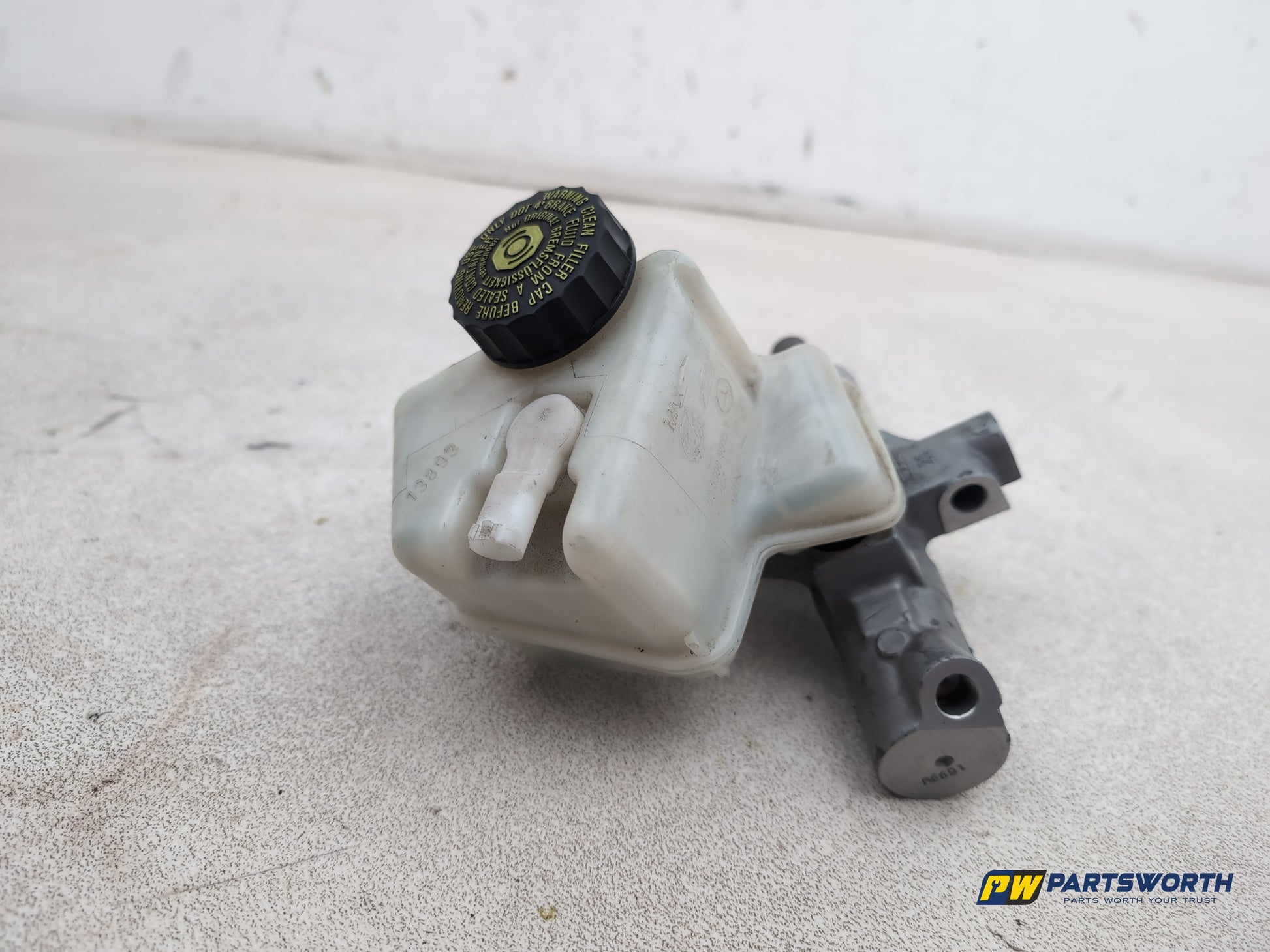 Brake Master Cylinder Assembly 5