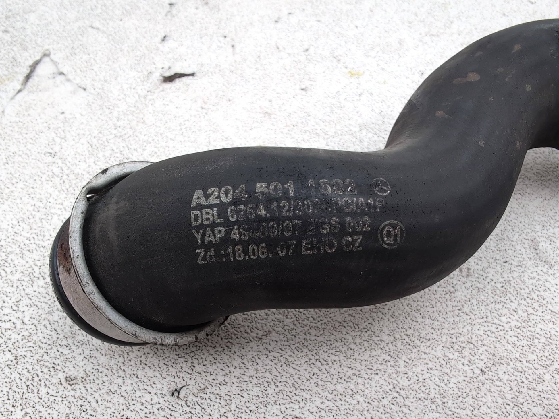 Mercedes-Benz E220 W212 Blueef-Cy Radiator Coolant Pipe Hose A2045011682 - photo 5