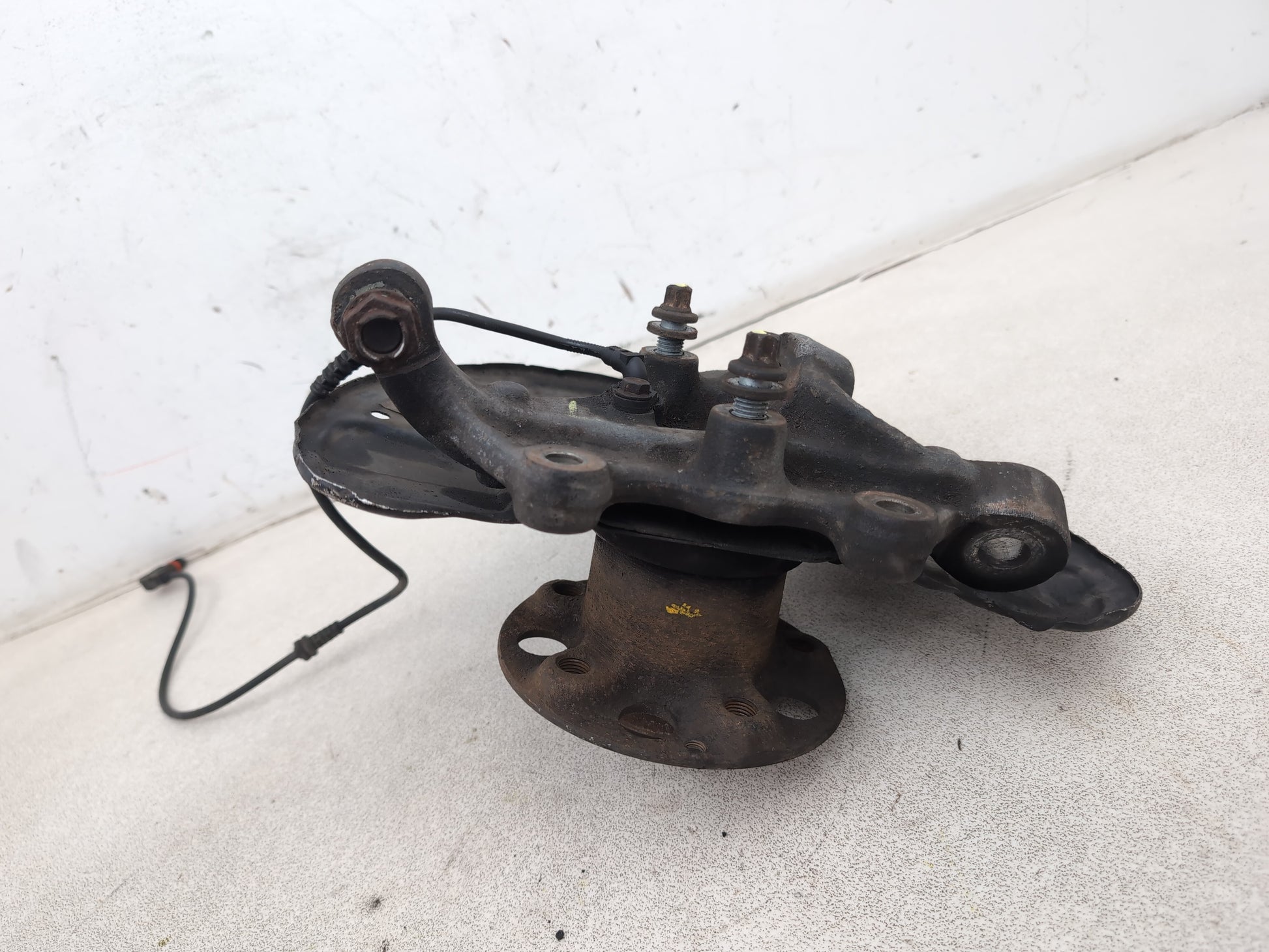 Mercedes-Benz E220 E-Class W212 Wheel Hub Front Lh Passenger Side 2009-2016 - photo 5