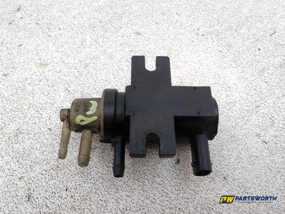 Mercedes-Benz E220 E-Class W212 Turbo Solenoid Valve A0071531428 2009-2016 - photo 5