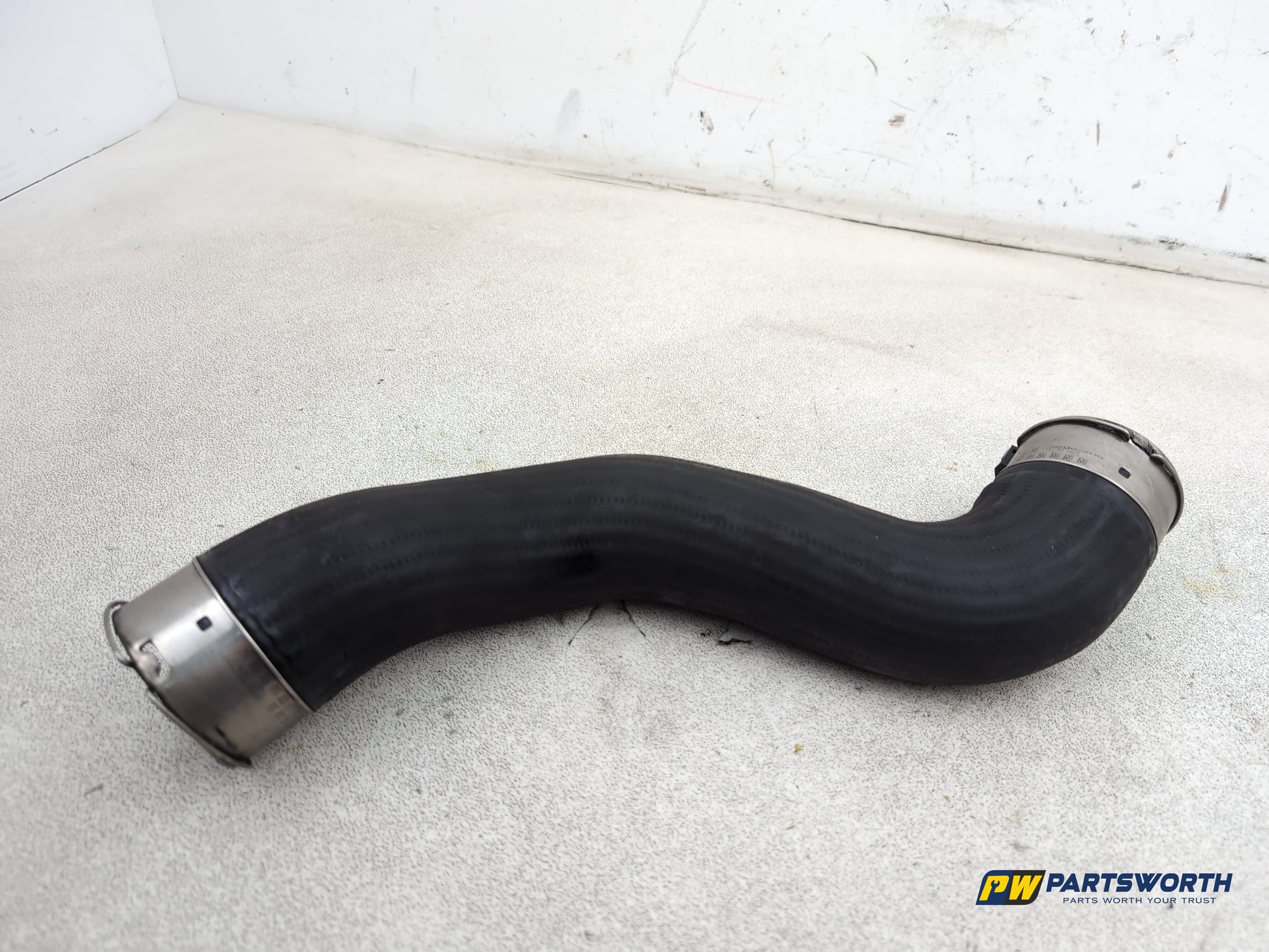Mercedes-Benz E220 E-Class W212 Turbo Intercooler Top Hose 2009-2016 - photo 5