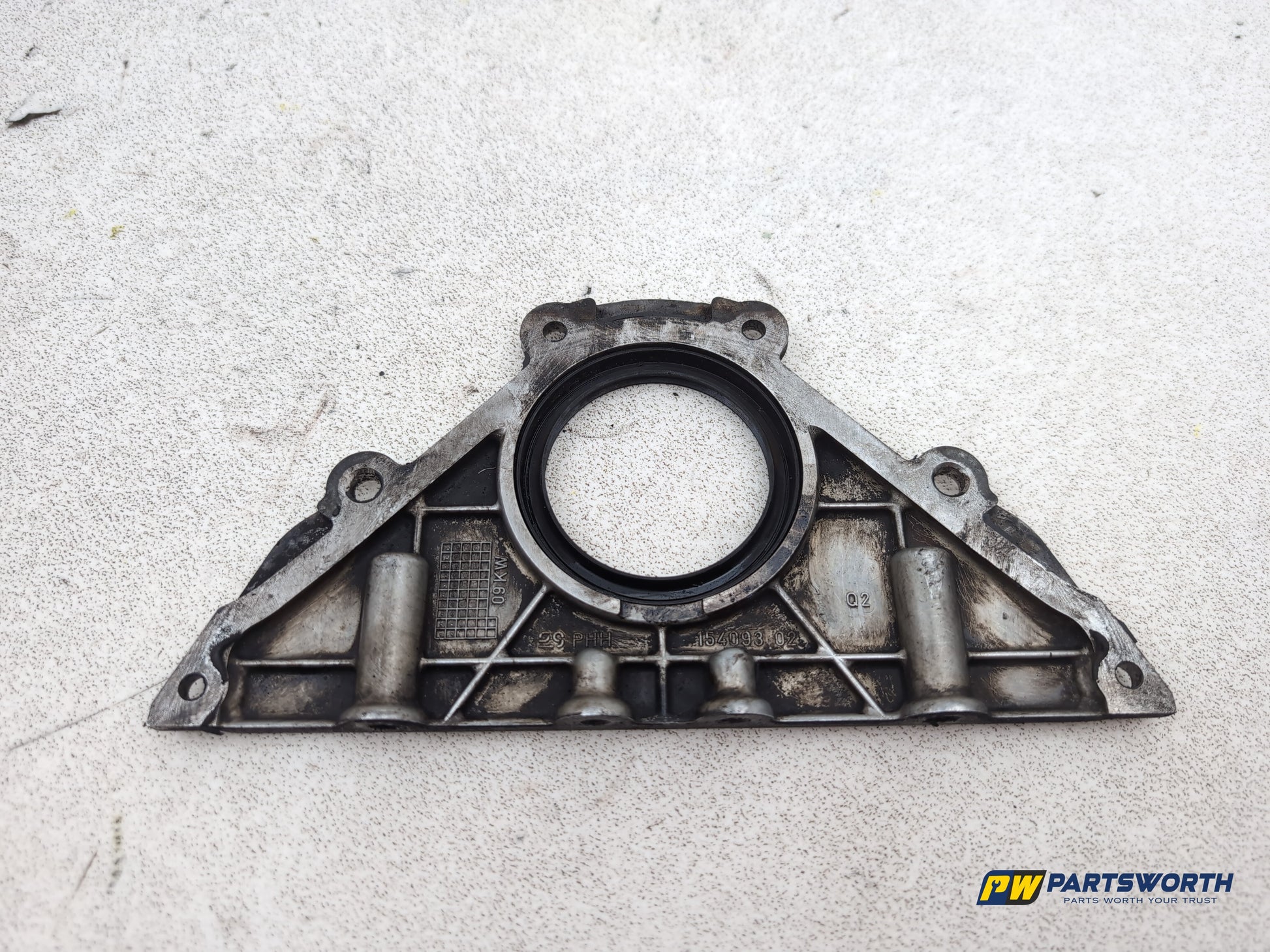 Mercedes-Benz E220 E-Class W212 2.1l Diesel Crankshaft Front Seal Housing - photo 5