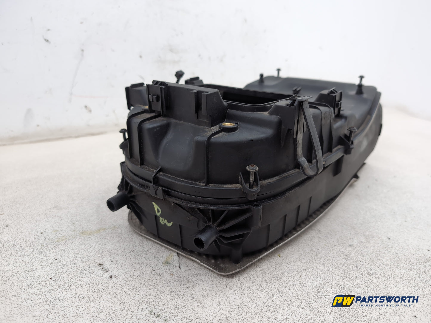 Mercedes-Benz E220 E-Class W212 Air Filter Airbox Housing A6510901101 2009-2016 - photo 5