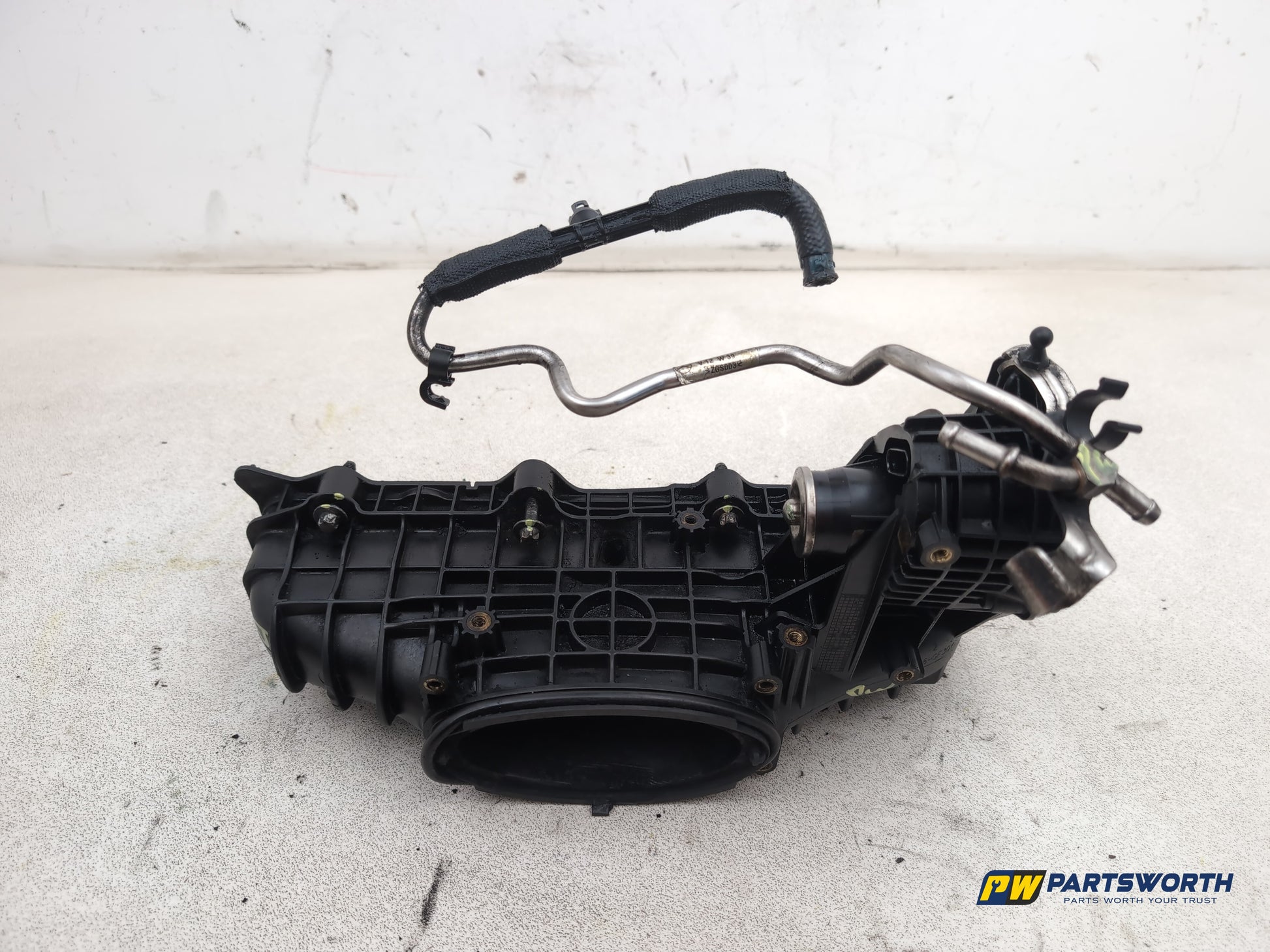 Mercedes-Benz E220 E-Class W212 Engine Inlet Manifold 2009-2016 - photo 5