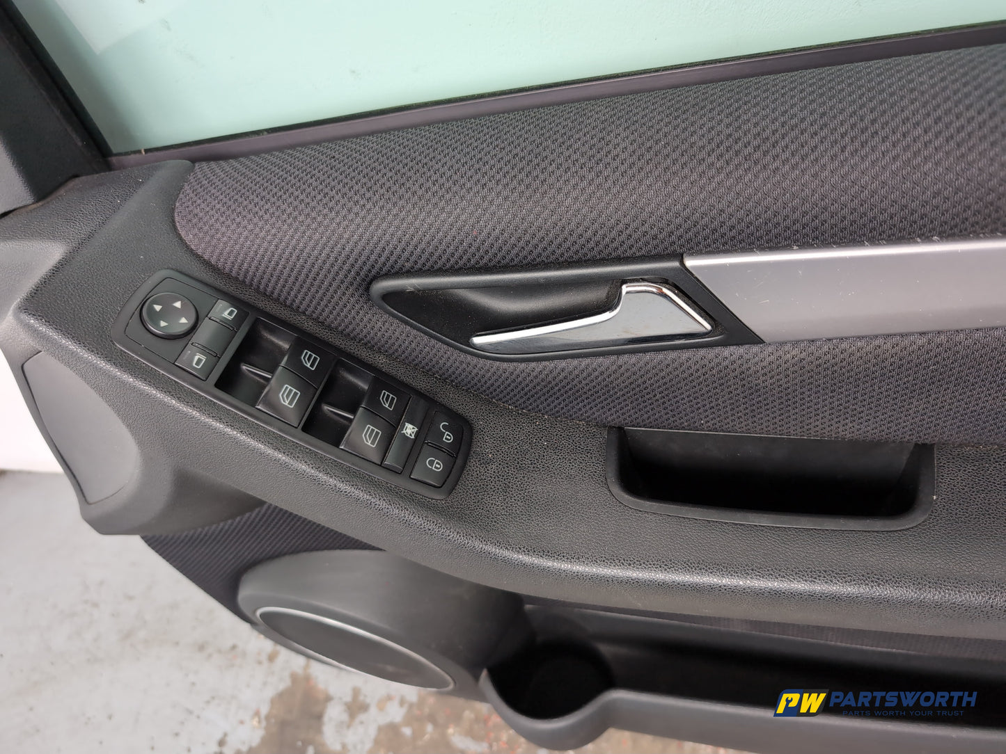 Door Front RH 11
