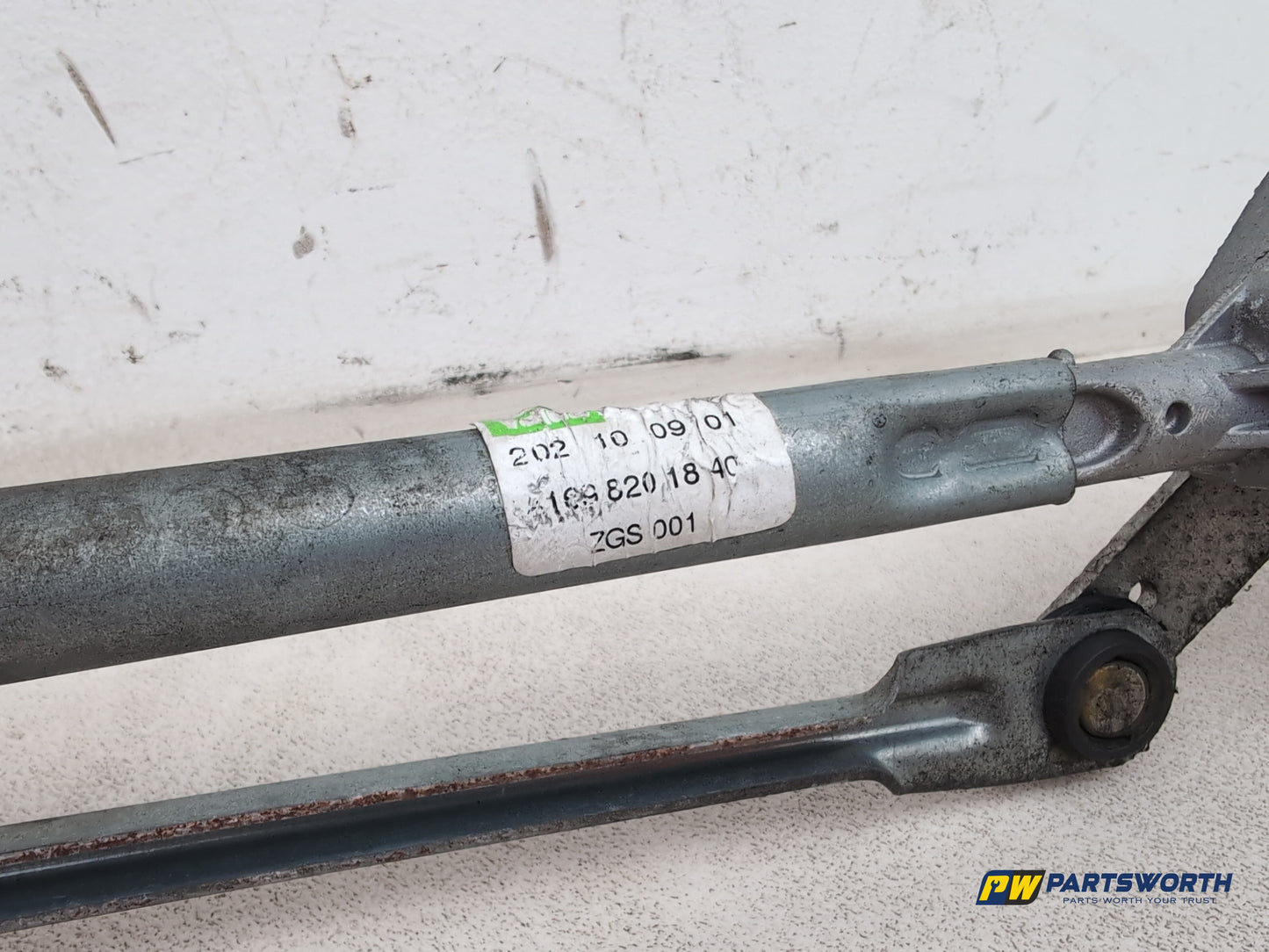 Mercedes-Benz B200 B-Class W245 Front Wiper Motor A1698201840 2005-2011 - photo 5