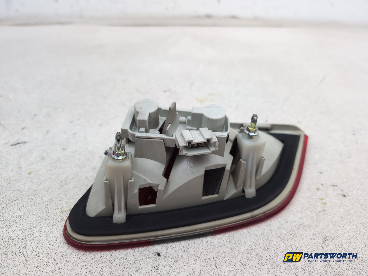 Mercedes-Benz B200 B-Class W245 Lamp Assembly Rear Inner Rh Driver Side - photo 5