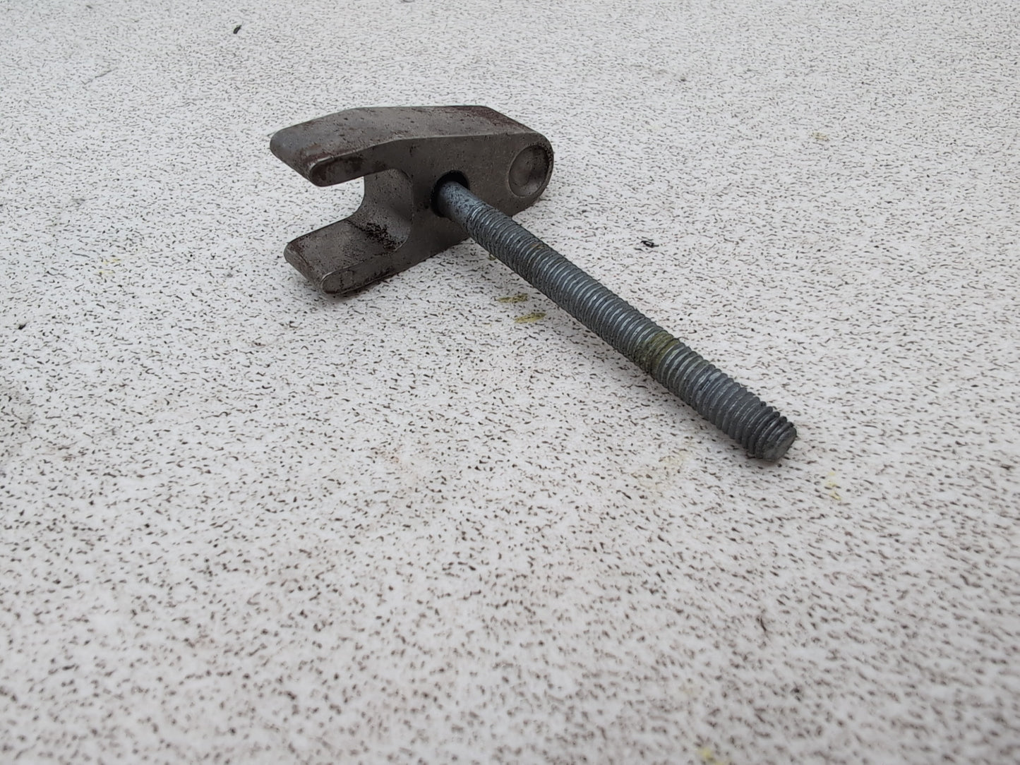 Mercedes-Benz B200 B-Class W245 2.0l Diesel Fuel Injecor Holding Clamp 2005-2011 - photo 5