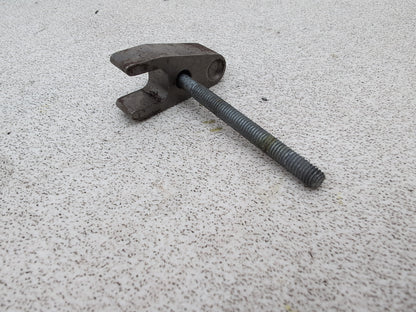 Mercedes-Benz B200 B-Class W245 2.0l Diesel Fuel Injecor Holding Clamp 2005-2011 - photo 5