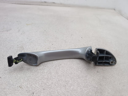 Front Right Door Handle 5