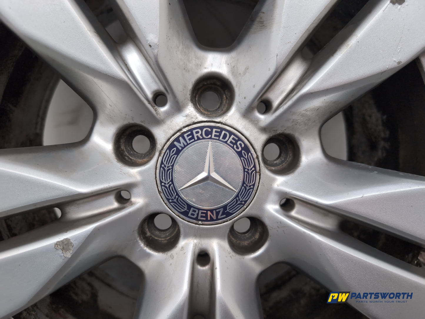 Mercedes-Benz E220 E-Class W212 Wheel With Tyre 205/55 R16 A2124010202 - photo 5