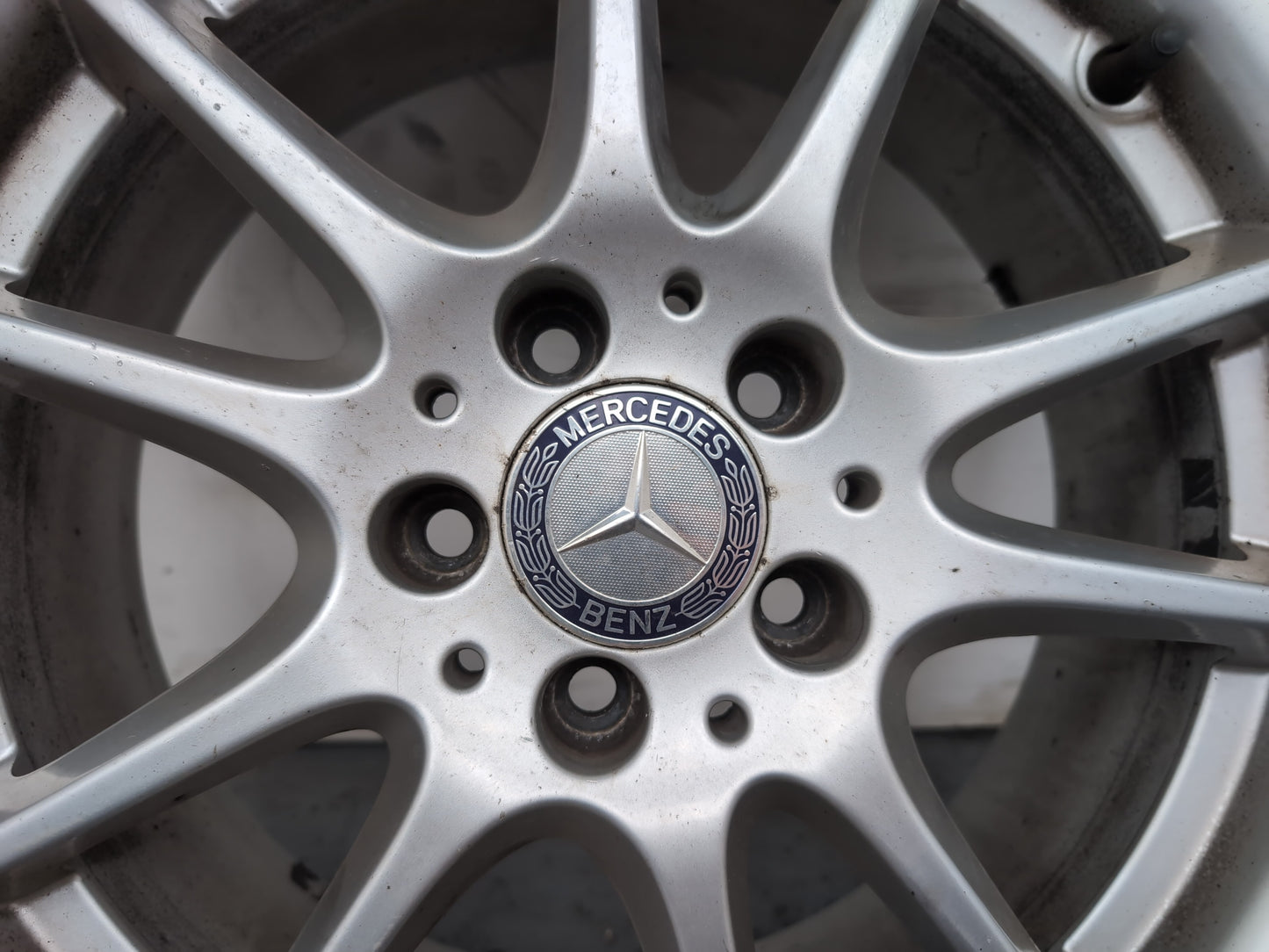 Mercedes-Benz B200 B-Class W245 Wheel With Tyre 215/45 R17 A1694012602 - photo 5