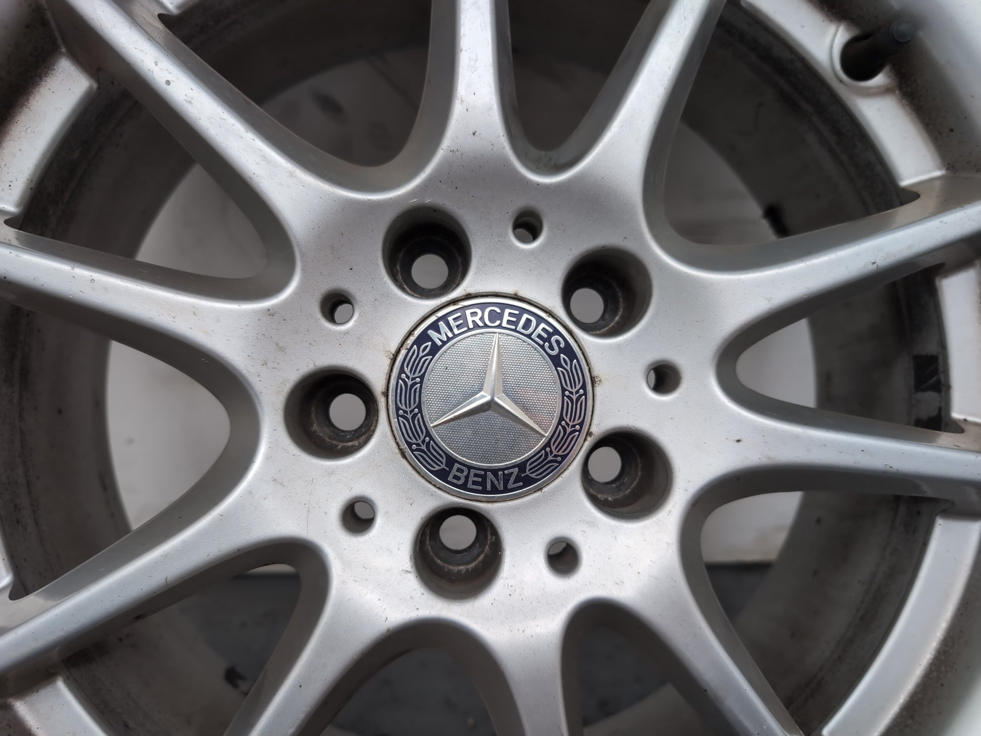 Mercedes-Benz B200 B-Class W245 Wheel With Tyre 215/45 R17 A1694012602 - photo 5