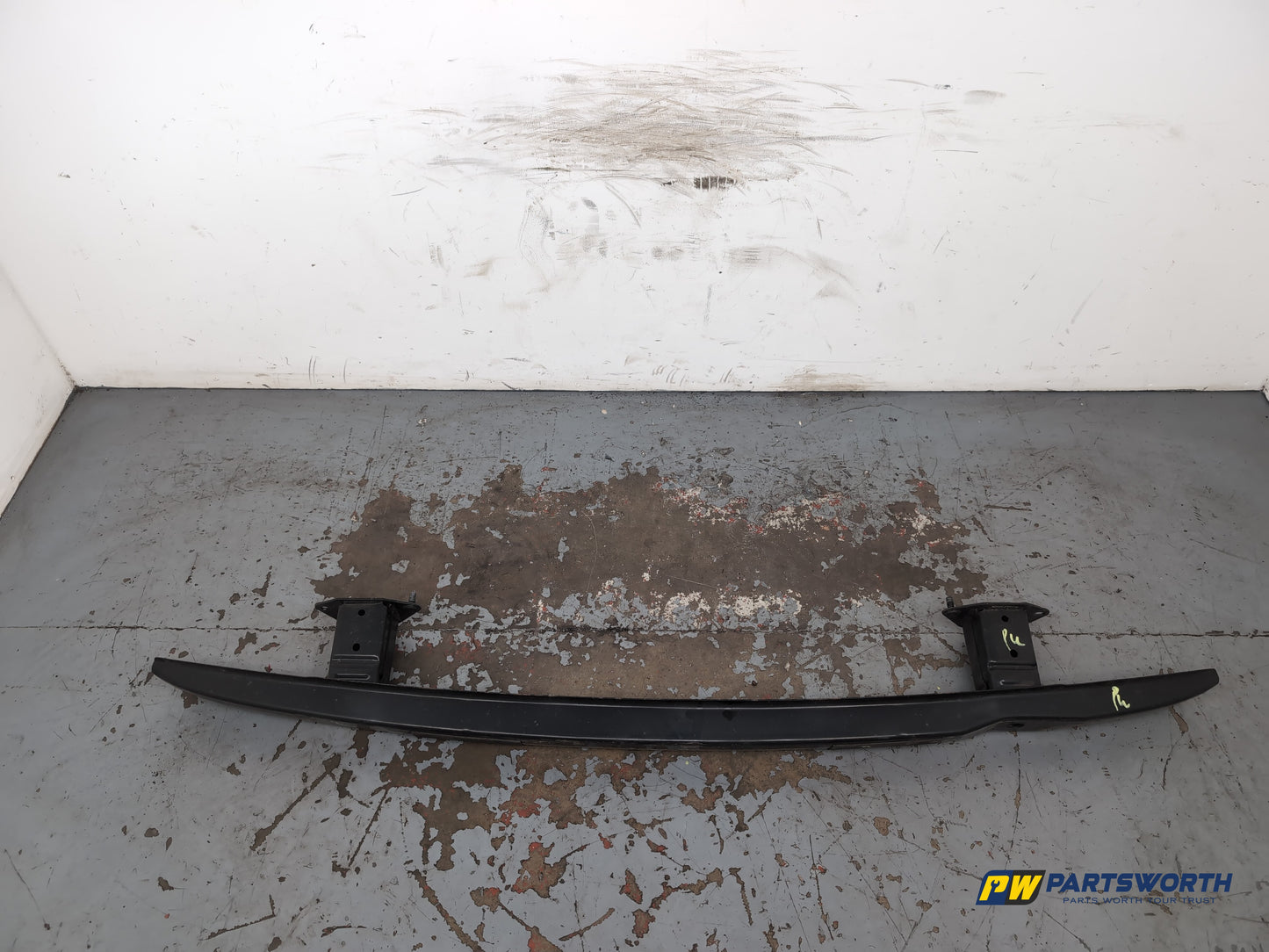 Mercedes-Benz B200 B-Class W245 2.0l Diesel Rear Bumper Crash Bar Reinforcement - photo 4