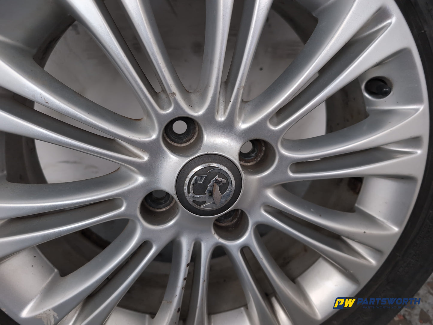 Vauxhall Corsa Se Alloy Wheel With Tyre 195/55 R16 13298019 - photo 5