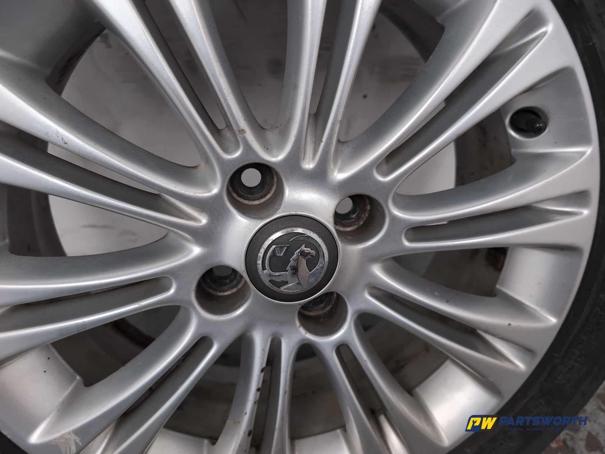 Vauxhall Corsa Se Alloy Wheel With Tyre 195/55 R16 13298019 - photo 5