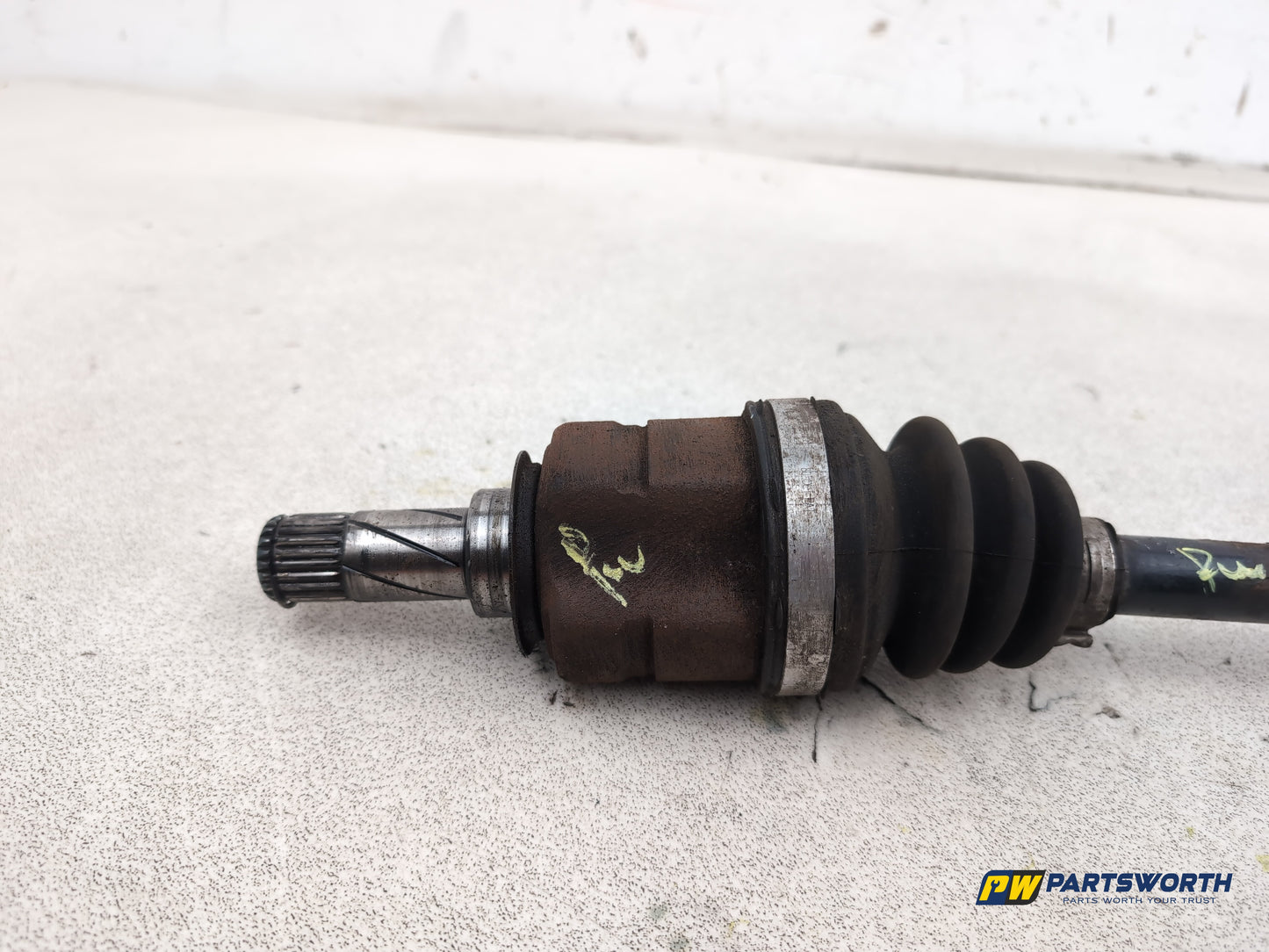 Vauxhall Corsa Se 1.2l Petrol Driveshaft Front Lh Passenger Side 2006-2014 - photo 5