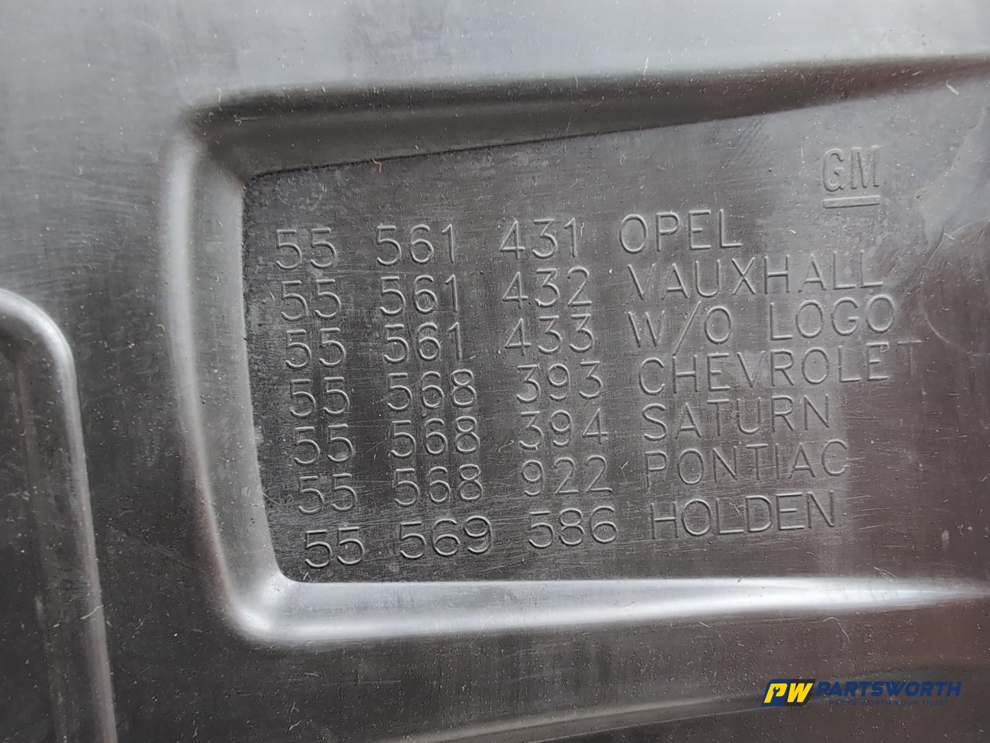 Vauxhall Corsa Se 1.2l Petrol Engine Cover 55561431 2006-2014 - photo 5