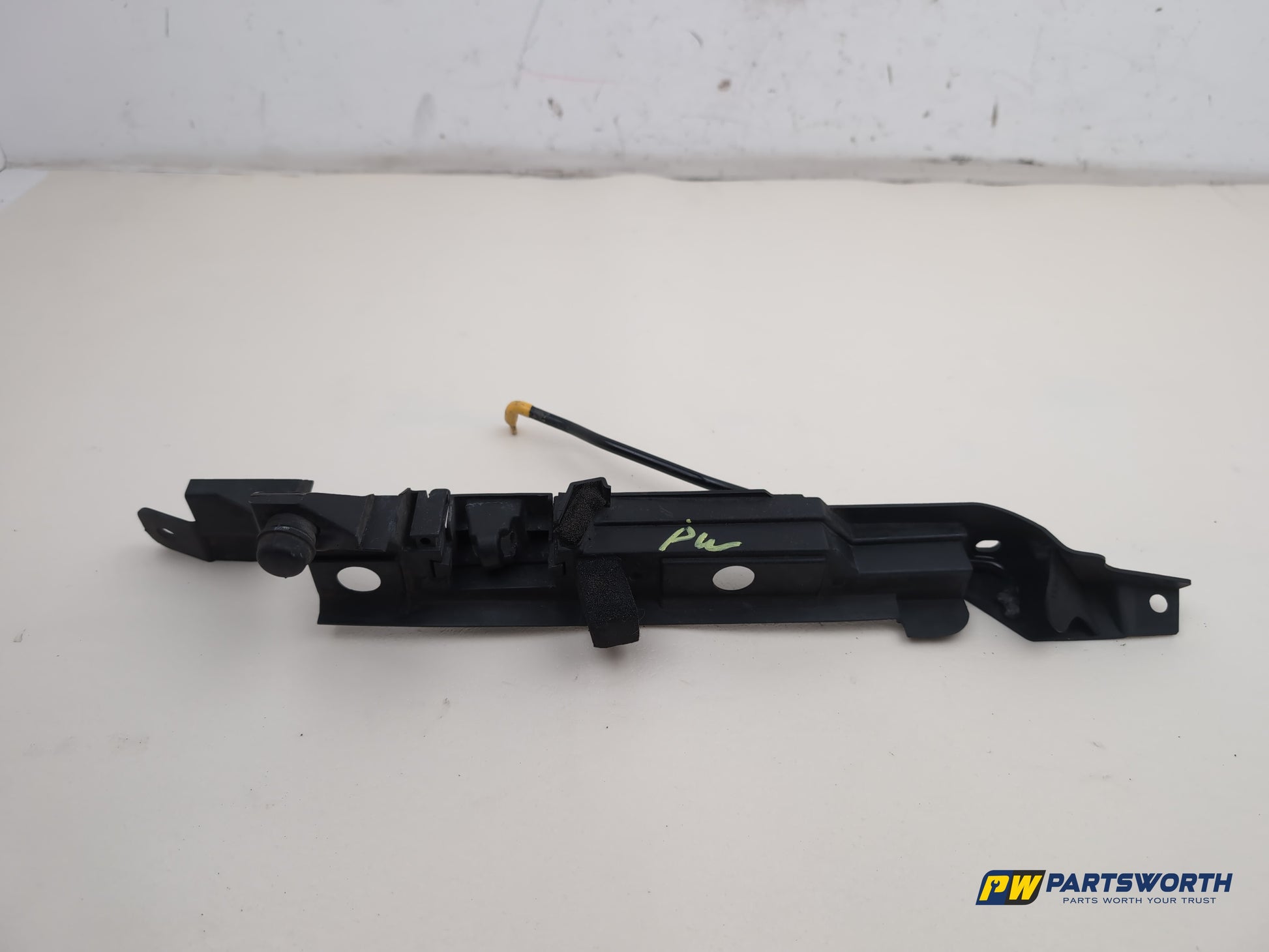 Vauxhall Corsa Se Bonnet Stay Rod Bracket Front Left Side 13395918 2006-2014 - photo 5