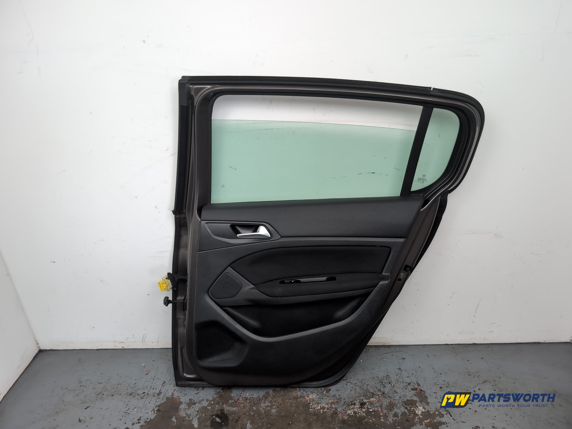 Door Rear RH 5