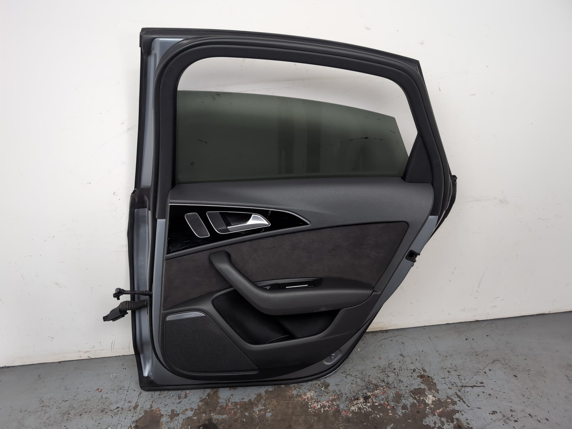 Audi A6 S Line Black Ed Tdi Saloon Doore Rear Rh Driver Side Grey Lx7p 2011-2018