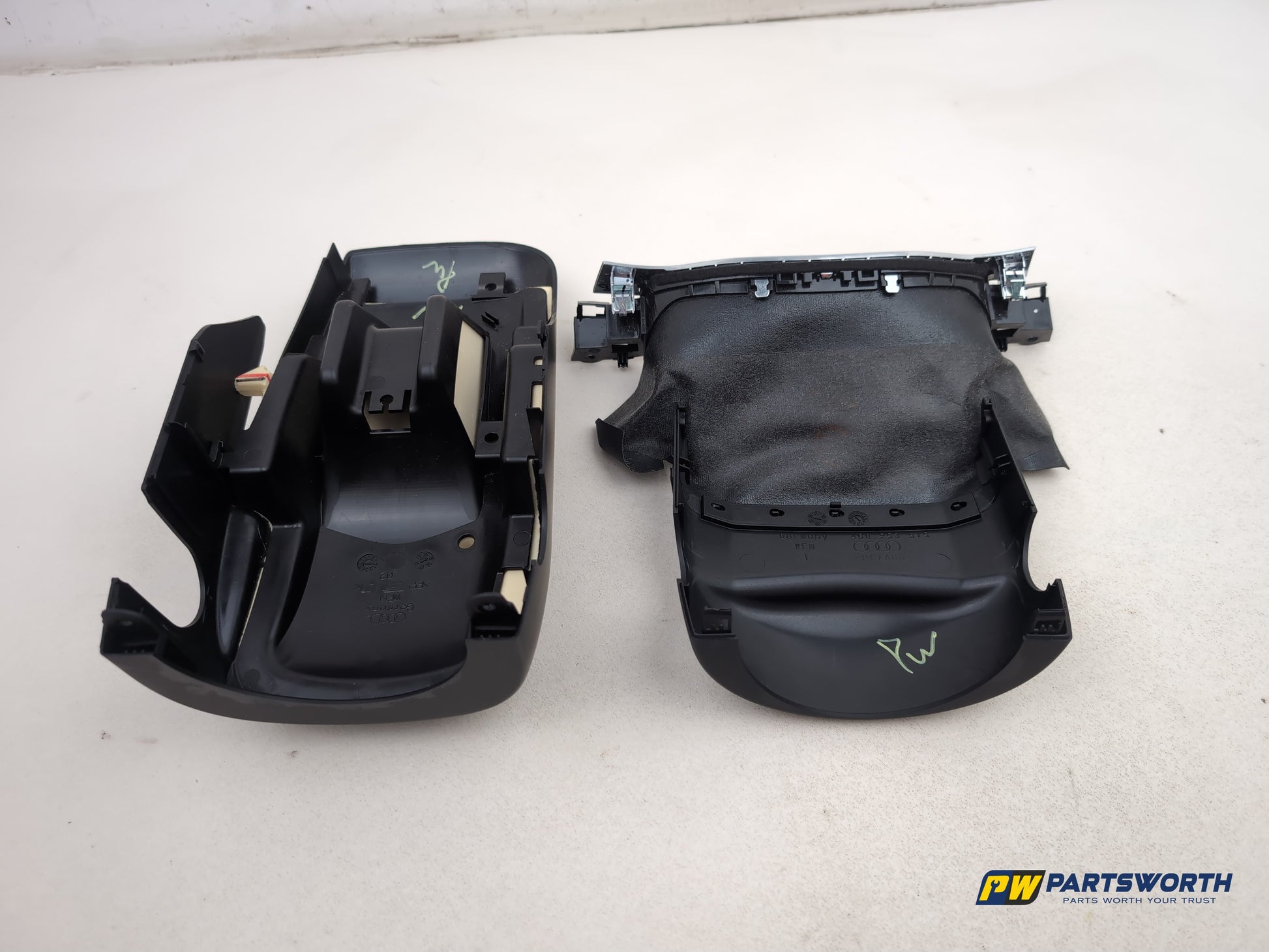 Audi A6 S Line Black Ed Tdi Steering Column Shroud Upper And Lower 4g0953515 - photo 5