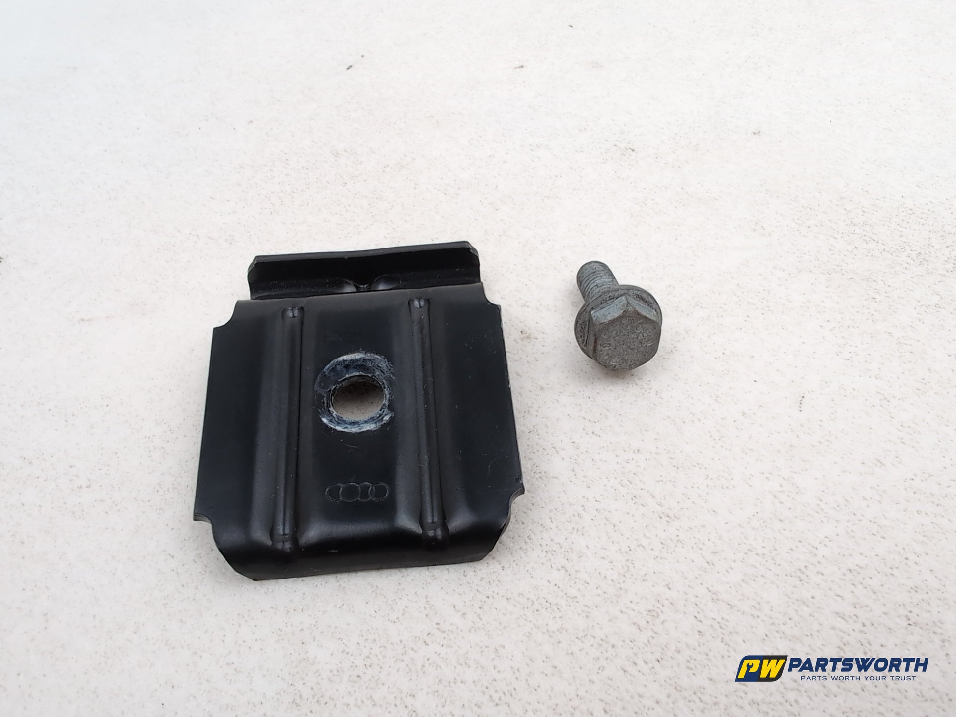 Audi A6 S Line Black Ed Tdi Quat Sa Battery Holding Clamp 2011-2018 - photo 5