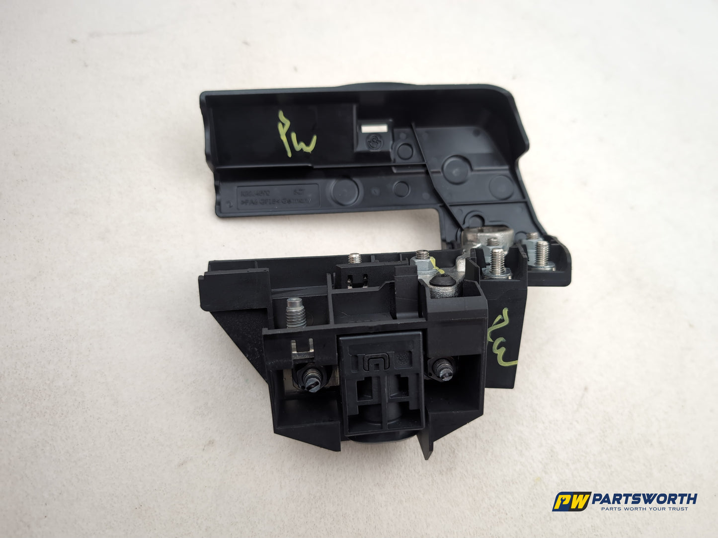 Audi A6 S Line Black Ed Tdi Quat Sa Boot Battery Positive Terminal Kb8j4590 - photo 5