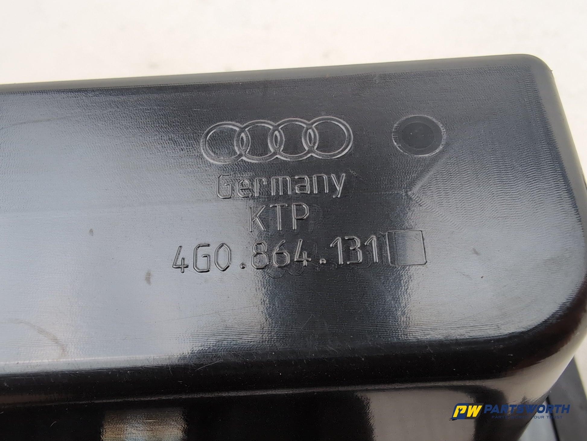 Centre Console Storage Tray 5
