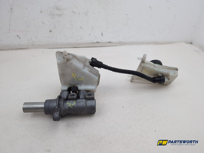 Peugeot 308 Allure Blue 1.6l Diesel Brake Master Cylinder Assembly 0335089084 - photo 5