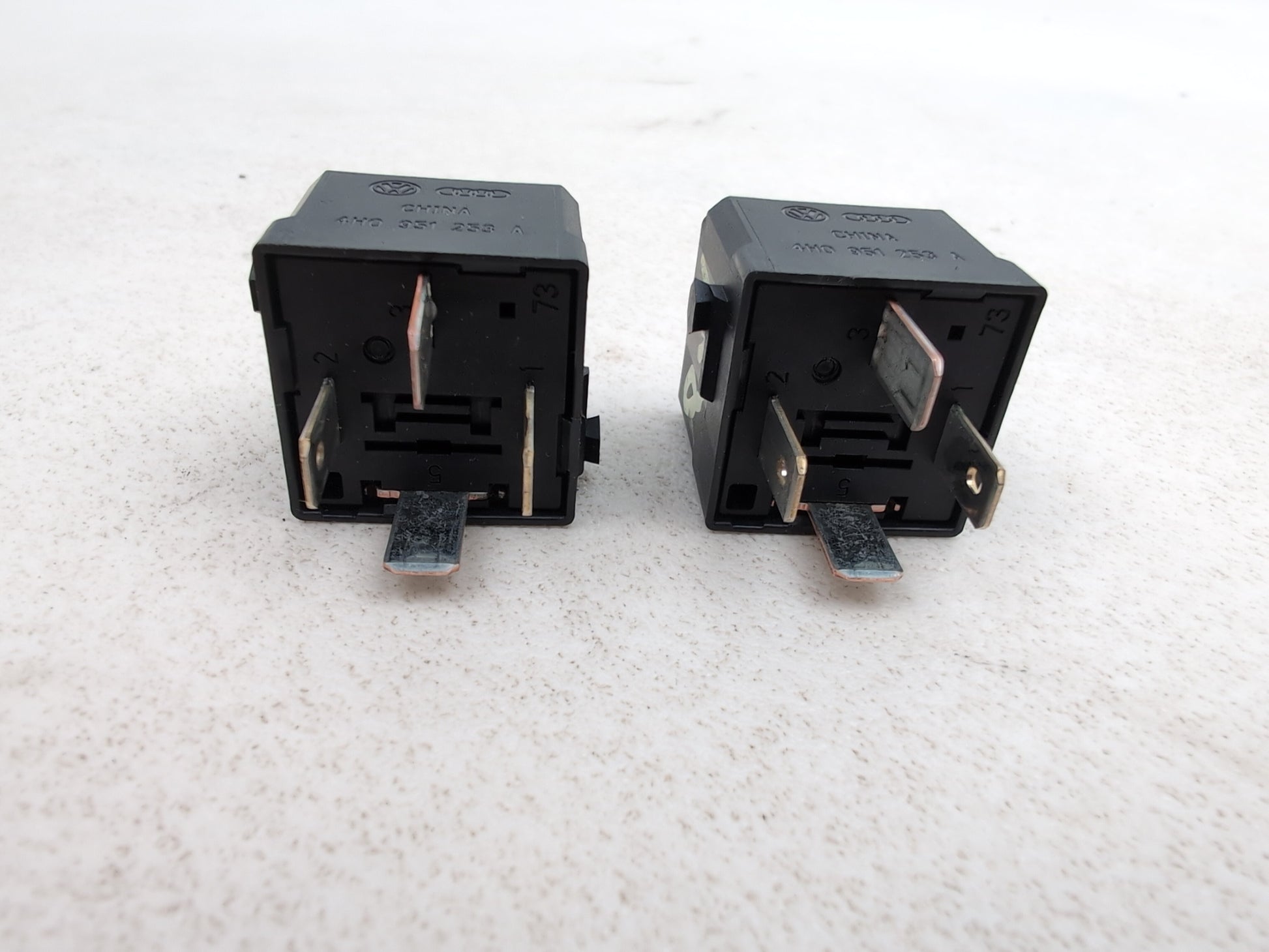 Audi Skoda Seat Vw Multi Use Relay 4 Pin 645 Set Of 2 4h0951253a - photo 5