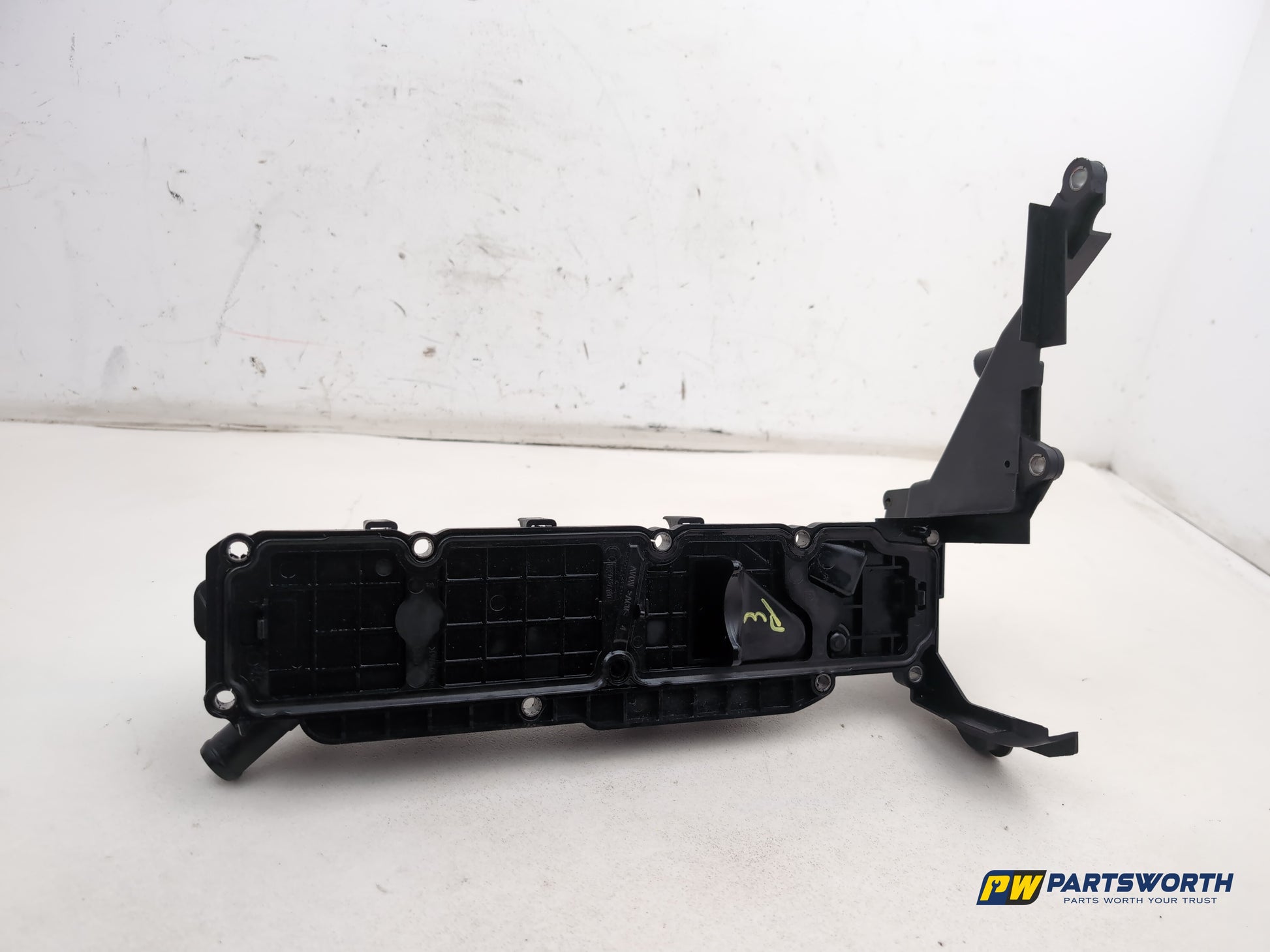 Engine Cover 5