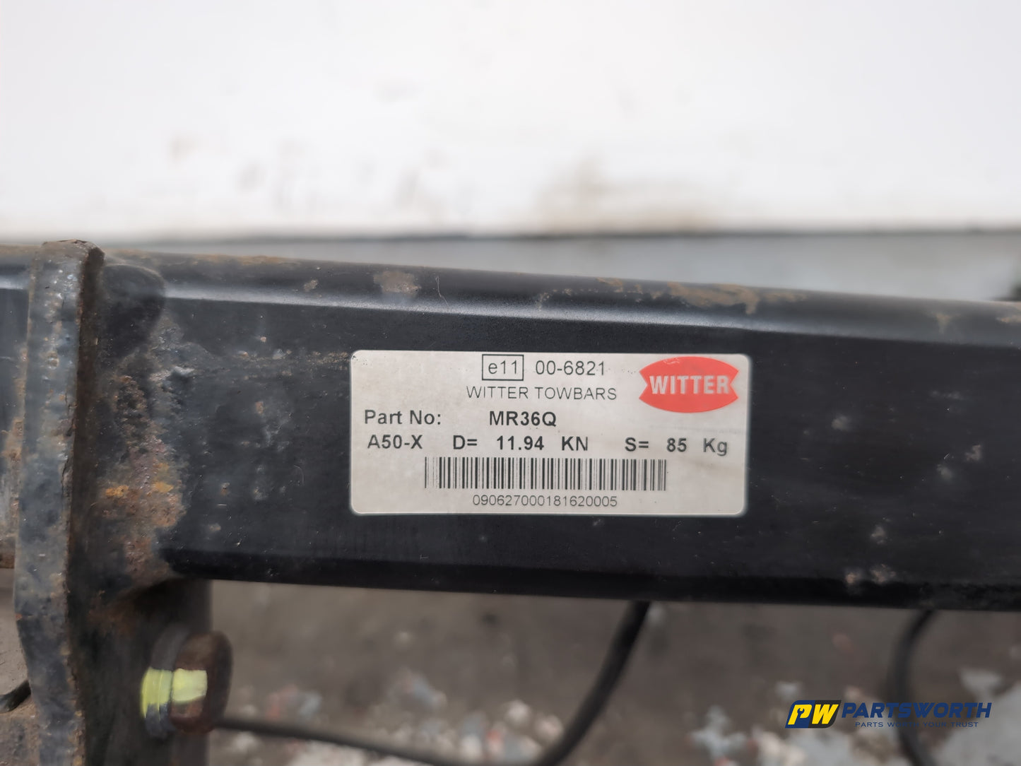 Mercedes R320 R-Class W251 Tow Hitch Towbar 2006-2013 - photo 5