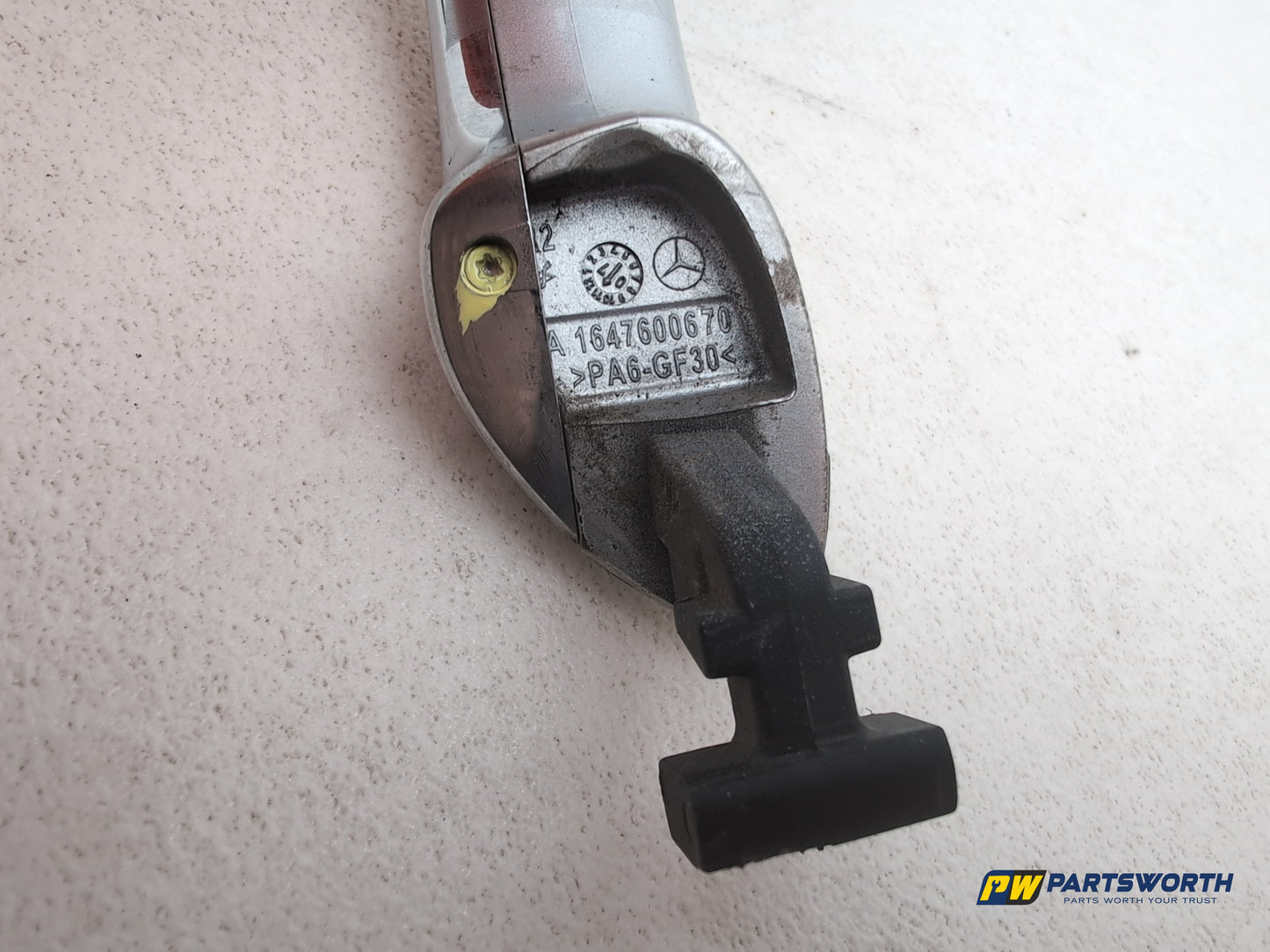Mercedes R320 R-Class W251 Door Handle Front Rh Driver Outer Release Silver C775 - photo 5