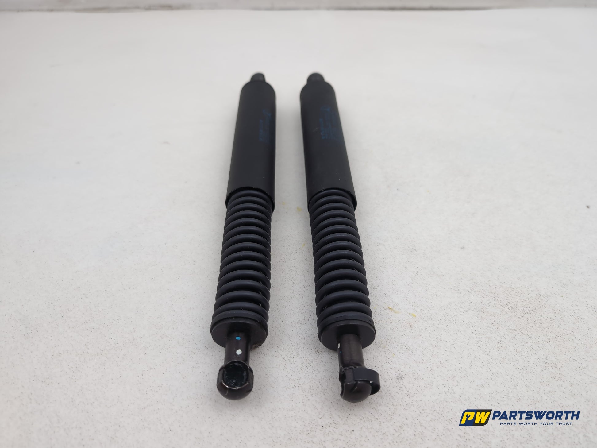 Mercedes R320 R-Class W251 Tailgate Gas Strut Lifter A2519800764 2006-2013 - photo 10