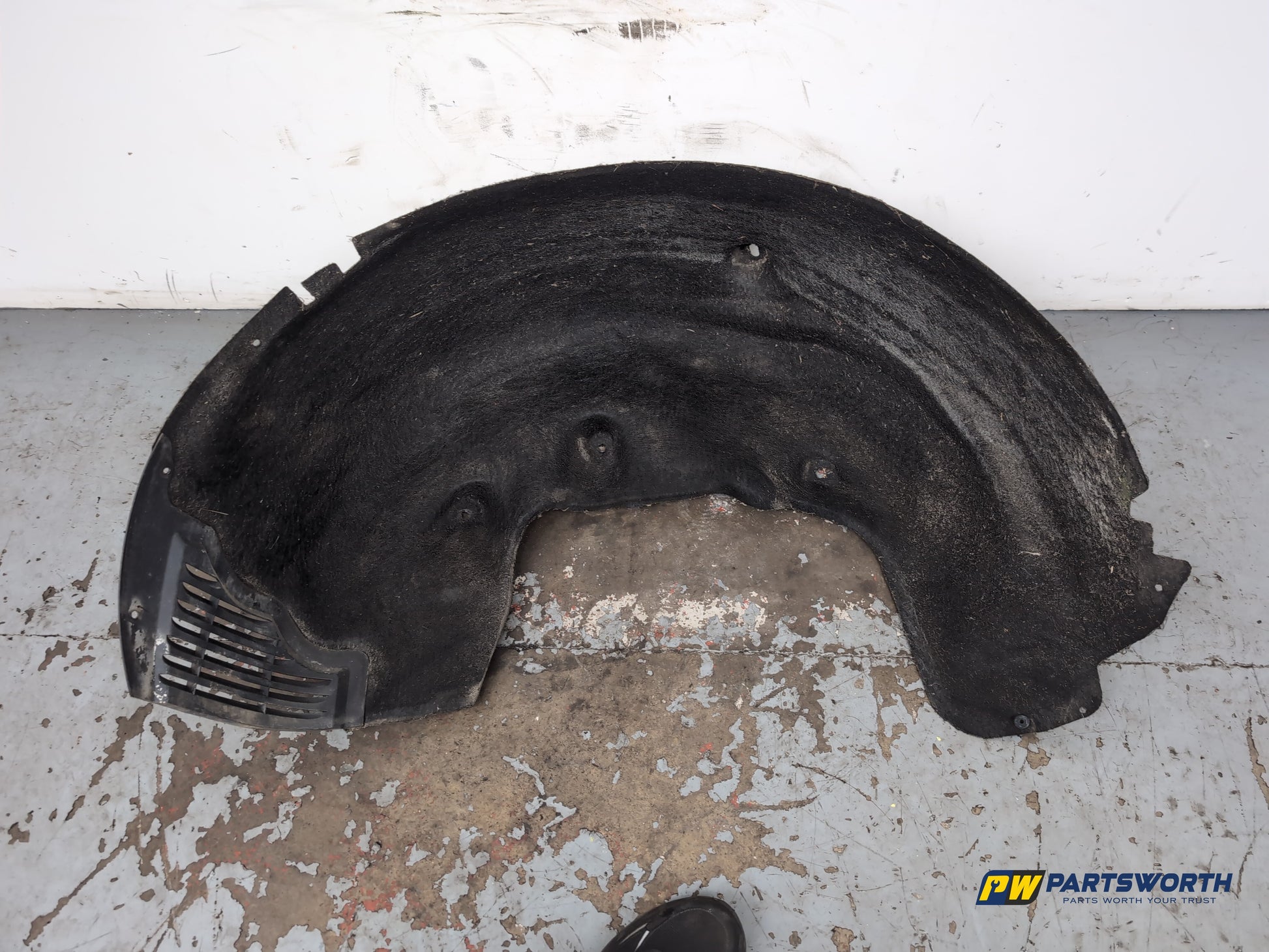 Moulding Wheel Arch Rear RH 5