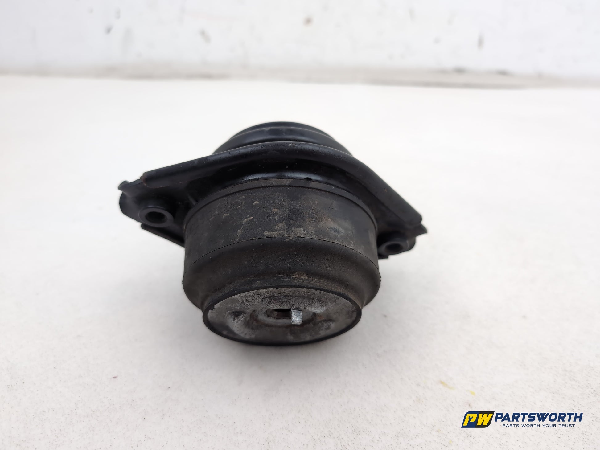 Engine Mounting Bracket 5