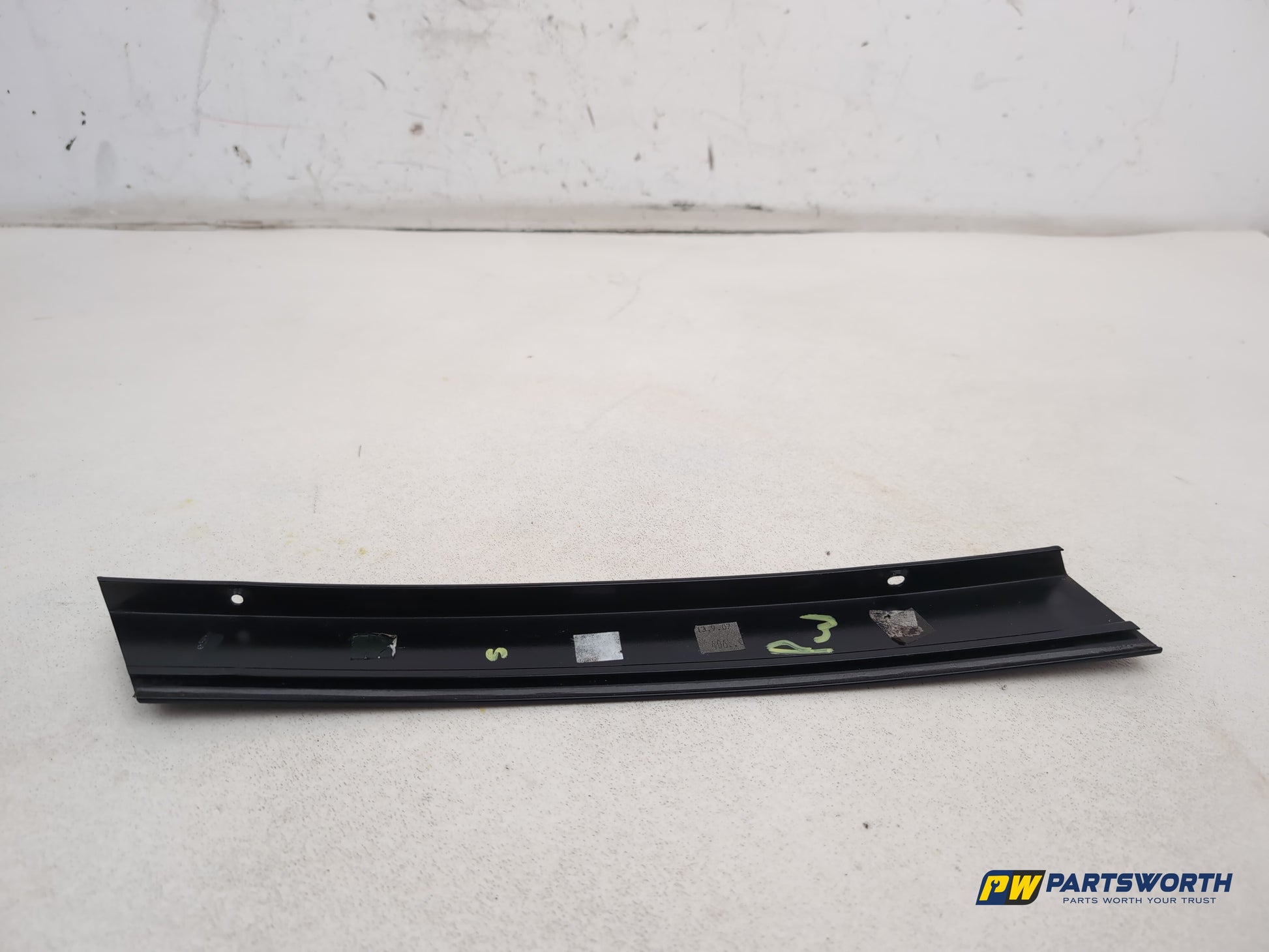 Mercedes R320 R-Class W251 Door Trim Driver Side Rear 2006-2013 - photo 5