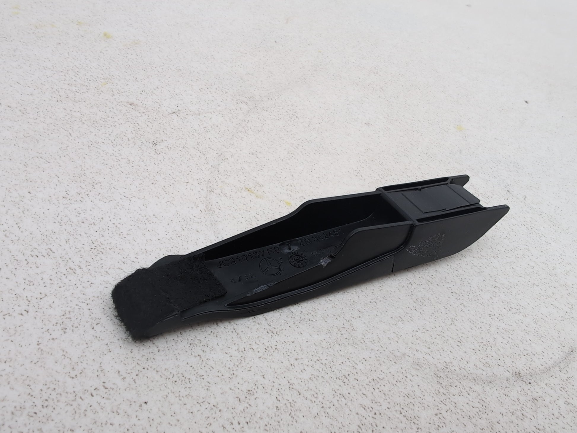 Mercedes R320 R-Class W251 Front Left Seat Right Hook A2519100176 2006-2013 - photo 5