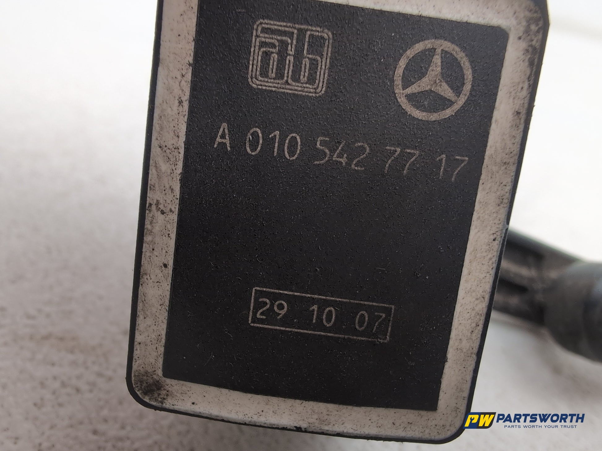Mercedes R320 R-Class W251 Rear Suspension Height Level Sensor A0105427717 - photo 5