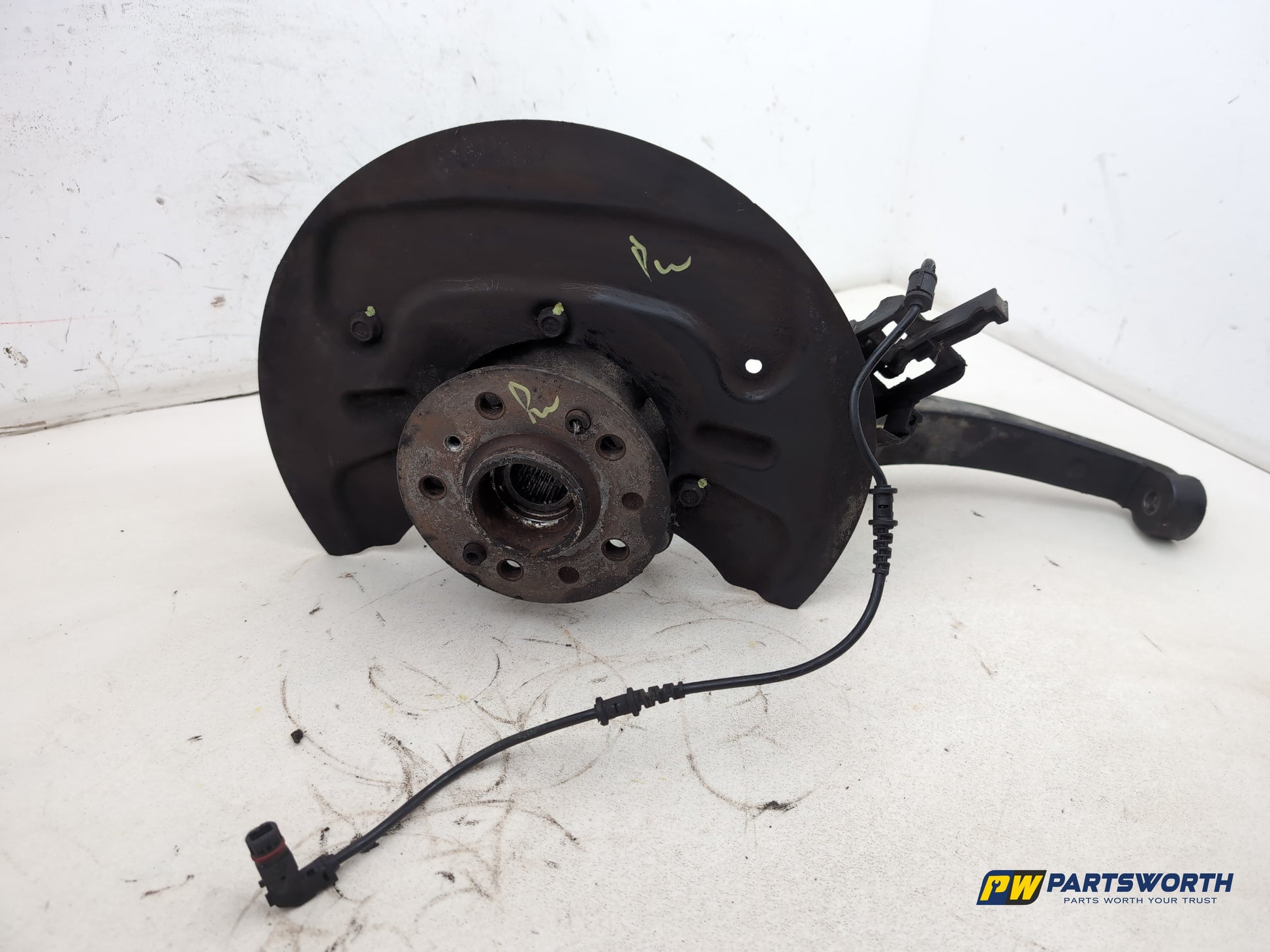 Mercedes R320 R-Class W251 Wheel Hub Front Lh Passenger Side 2006-2013 - photo 5