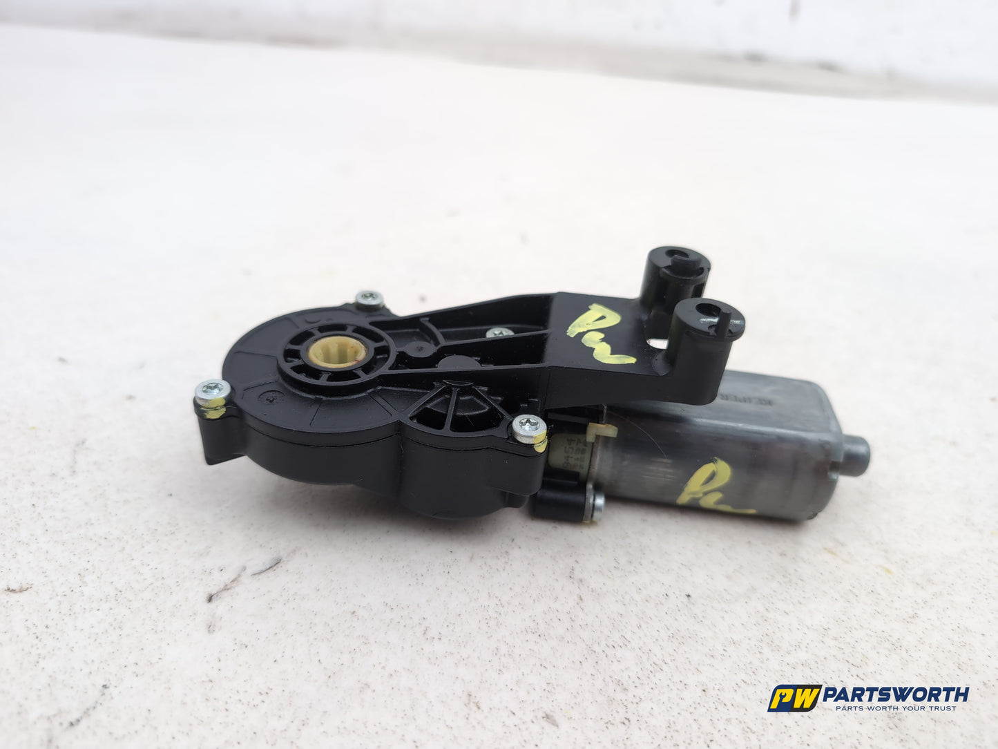 Mercedes R320 R-Class W251 Front Seat Regulator Motor Front Right Side - photo 5