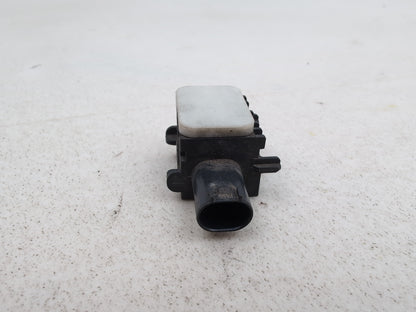 Mercedes R320 R-Class W25 Airbag Crash Impact Sensor 0038202926 2006-2013 - photo 5