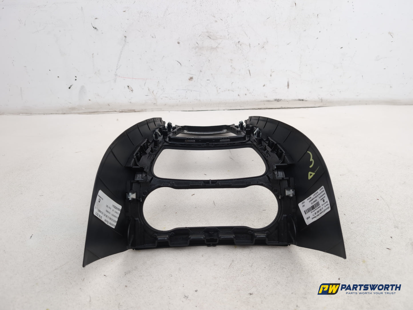 Mercedes-Benz B180 B-Class W246 Centre Console Trim A2466804971 2011-2018 - photo 5